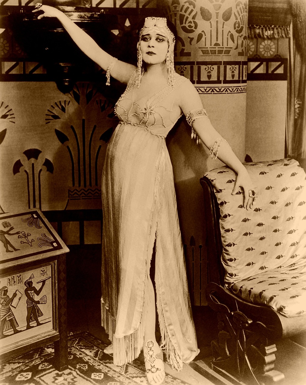 Film poster for 'The Silk Weaver'